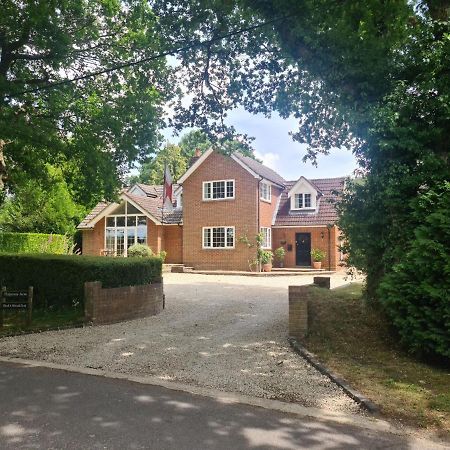 Ha'Penny Acre Bed & Breakfast Sherfield English Eksteriør bilde