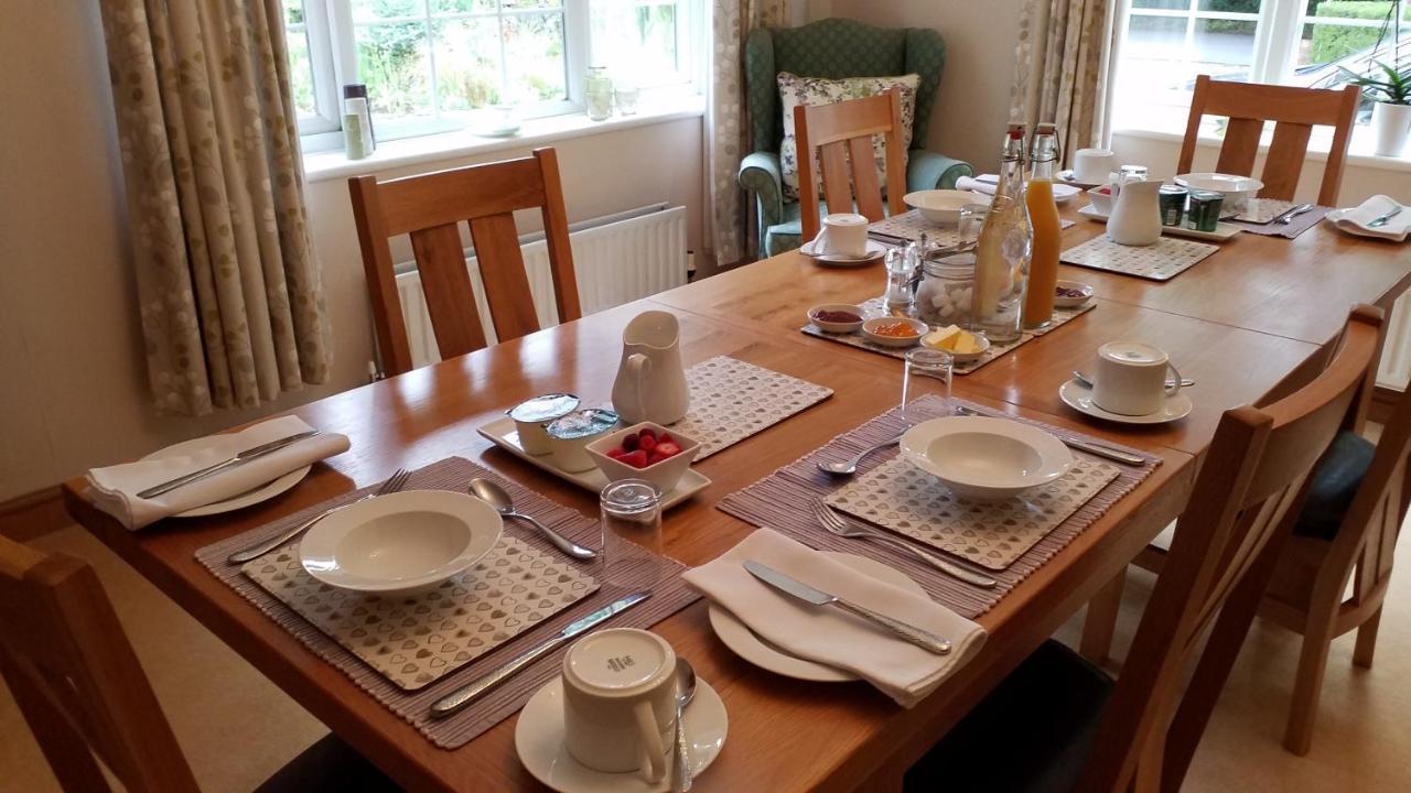 Ha'Penny Acre Bed & Breakfast Sherfield English Eksteriør bilde