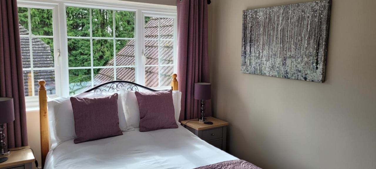 Ha'Penny Acre Bed & Breakfast Sherfield English Eksteriør bilde