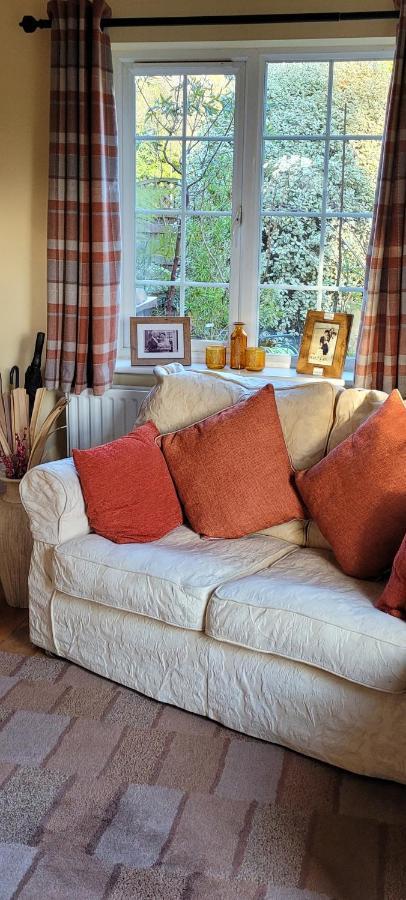 Ha'Penny Acre Bed & Breakfast Sherfield English Eksteriør bilde