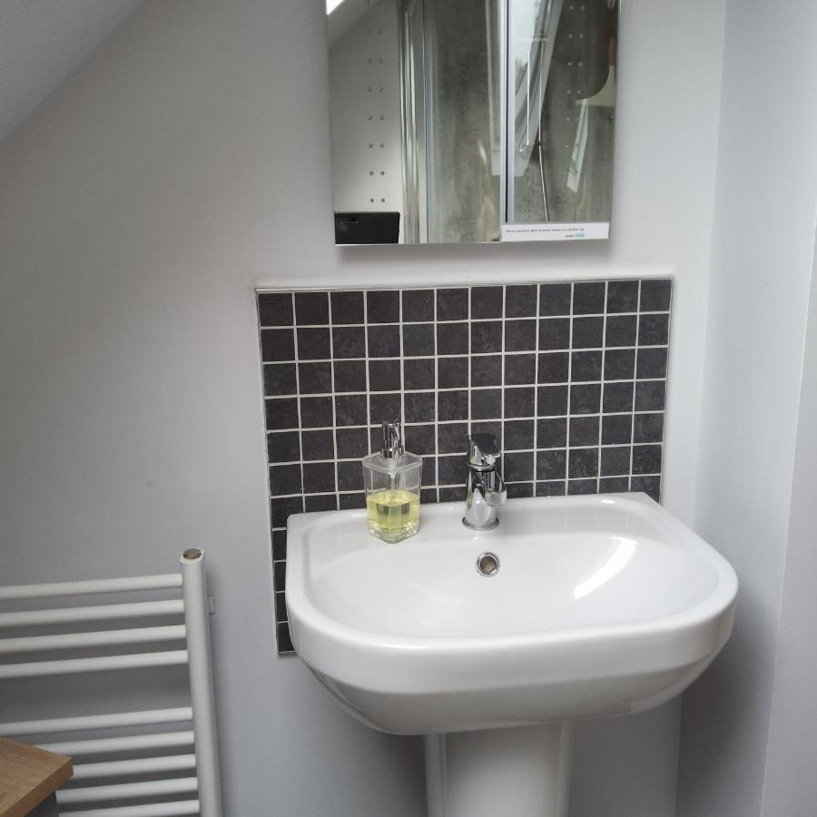 Ha'Penny Acre Bed & Breakfast Sherfield English Eksteriør bilde