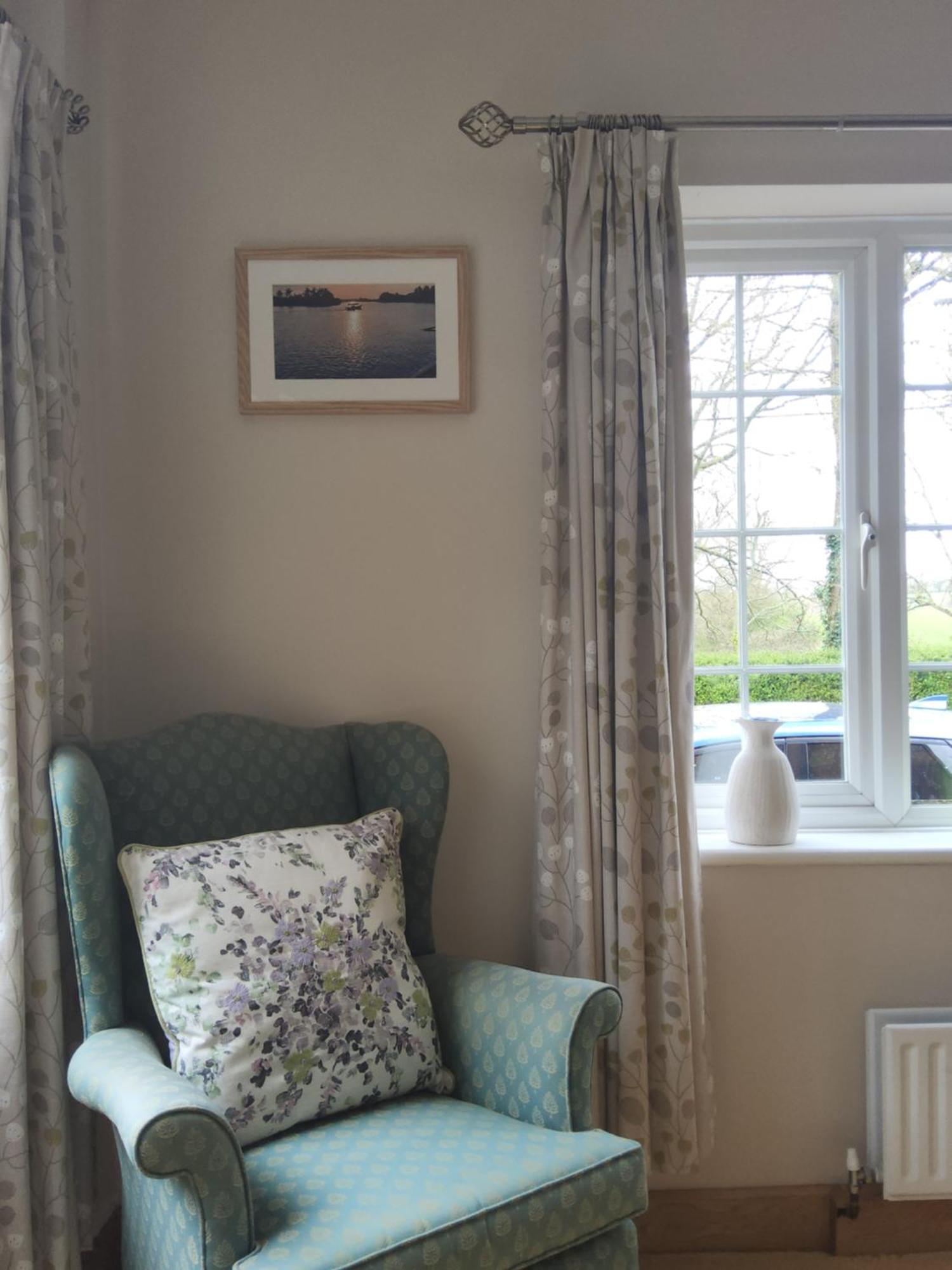Ha'Penny Acre Bed & Breakfast Sherfield English Eksteriør bilde