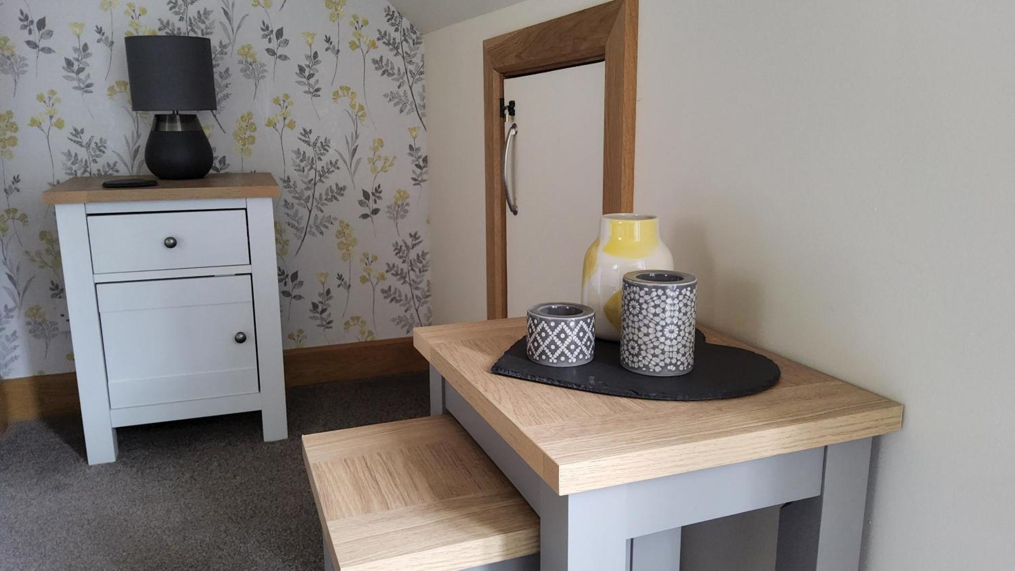Ha'Penny Acre Bed & Breakfast Sherfield English Eksteriør bilde