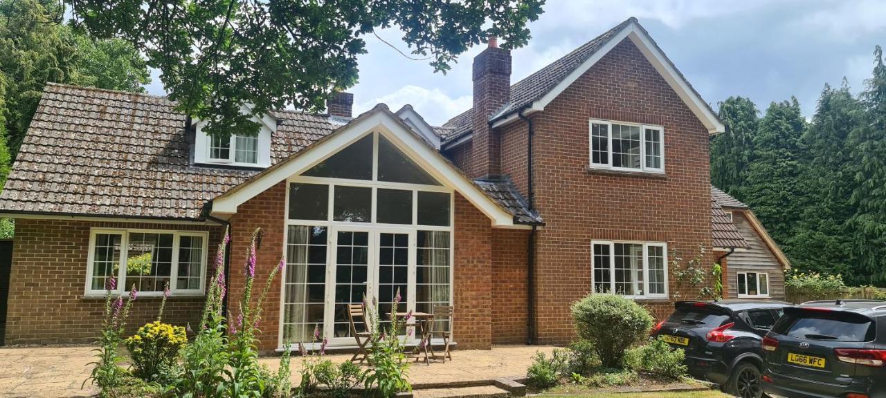 Ha'Penny Acre Bed & Breakfast Sherfield English Eksteriør bilde